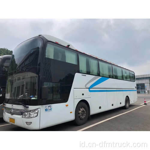 Bus Bus Yutong Bekas Ber-AC Dijual